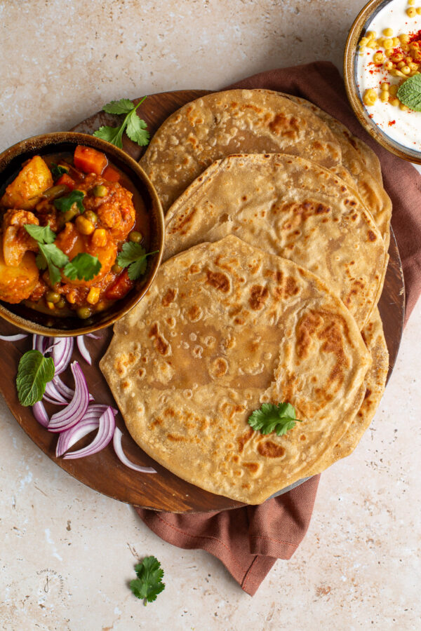 Porota with torkari